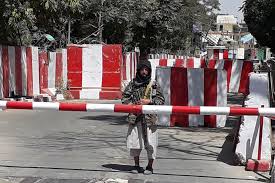 En afghanistan, alors que la progression des talibans semble inarrêtable et que kaboul se retrouve lentement encerclée, une conséquence secondaire renforce les troupes islamiques: Q4ldgjrtrbvexm