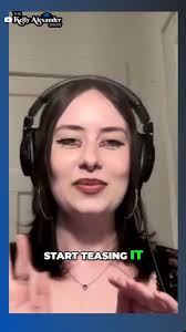 13 year old Kelly still can't believe this happened... As a teenager I was  obsessed with all things music and loved watching music videos, award shows  and anything else I could get