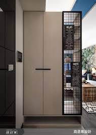 一樣是鞋櫃與隔間功能的結合 將收納和隱私完善 並加上黑鐵的部分 製造出些微鏤空的造型 讓櫃體不再是空間中呆板的存在 furniture home decor room divider