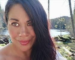 Leighton Chung's Instagram, Twitter & Facebook