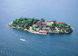 10 Most Remote And Remarkable Inhabited Islands Webecoist Private Island Island Castle