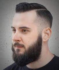 Dan salah satu yang selalu dijaga penampilannya oleh pria adalah model potongan rambutnya. Info 27 Gaya Rambut Keren Untuk Pria Gemuk