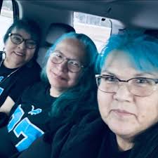 What companies pick up old furniture and junk?