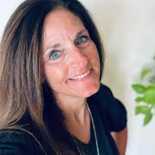 I ruptured the bursa sac in my knee. Now it's like jelly in there. I have  no pain, it's just...ick!! I have been icing and compressing it regularly.  How long do I