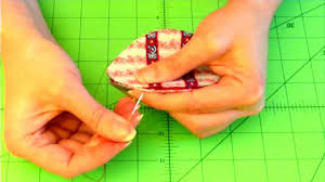 These clam shell stacks make beautiful shelf decorations or paperweights. Clover Clam Shell Accessories Case Youtube