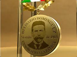 Este 2019 se conmemoran los 80 años del exilio español en méxico. Medalla Belisario Dominguez Puede Ser Entregada A Loret De Mola Segun Lilly Tellez Es De Latino News