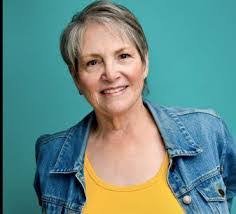 Colleen Russ's Instagram, Twitter & Facebook