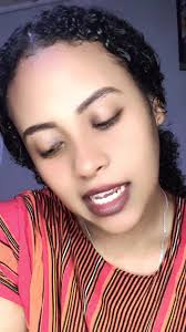 ወደተመለስ ሪል ቪዲዮዎች ወይም ይዘት