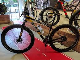 cycam bike 再次感謝顧客支持 多謝顧客選購了cycam bike 推介之mtb 德國牌品rotwild cycam bike 經過與客人溝通及了解後 並要求對單車追求極致與珍貴 最終我們介紹了rotwild gts給顧客 在極致上gts用上全套shiman kong hong kong bicycle