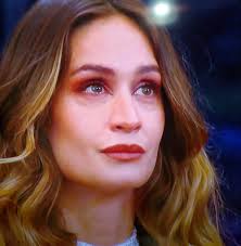 Un aggettivo per Helena ❤️ #grandefratello