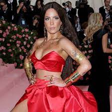 The singer let her hair down and channeled her inner wonder woman with wide golden cuffs. Halsey Paid A Fan S Speeding Ticket Here S The Hilarious Reason Why E Online