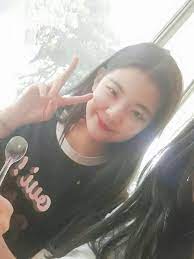 Yeji, lia, ryujin, chaeryeong, and yuna. Facebook