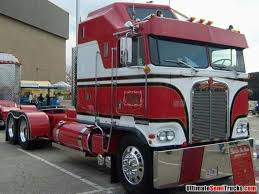 Bj And The Bear Truck Interior B J The Bear Trucks Big Trucks Big Rig Trucks