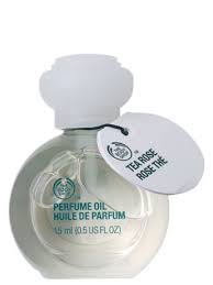 Designer the body shop has 140 perfumes in our fragrance base. Tea Rose Perfume Oil The Body Shop Parfum Ein Es Parfum Fur Frauen