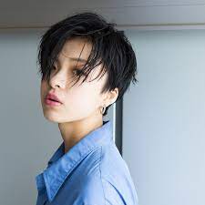 黒髪ショート ストレート お手入れ簡単な洗練スタイル10選 hair ショート 黒髪 髪型 ヘアカット
