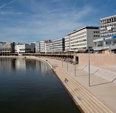 Offizielle fanseite der landeshauptstadt saarbrücken. Saarbrucken Jugendlicher Stirbt Nach Prugelei Tatverdachtiger Festgenommen Welt