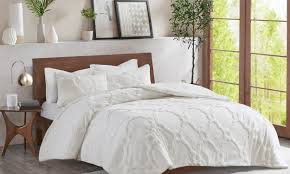 Great for my spare room which will have a black tall chest to start. 6 Best Summer Bedding Ideas To Beat The Heat Overstock Com