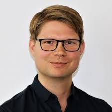 Erik Melander's Instagram, Twitter & Facebook