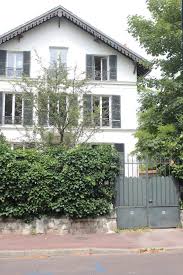 Home Tour D Une Maison Vintage Et Boheme Au Bois De Vincennes En 2020 Renovation Petite Maison Maisons Vintage Decoration Appartement Boheme
