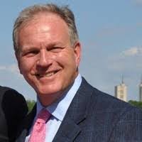 Glen Tilley's Instagram, Twitter & Facebook