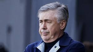Der italienische startrainer hatte keine glückliche zeit beim deutschen rekordmeister. Carlo Ancelotti Burglary Everton Boss S Stolen Safe Found Bbc News