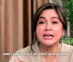 Minsan, namessage ko yung kaibigan ko. "Mi, alam mo minsan gusto ko na din  magtrabaho. Gusto ko na din kasi makabalik sa hanapbuhay para makatulong  ako financially dito sa bahay." Yung sagot