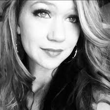 Amanda Easterling's Instagram, Twitter & Facebook