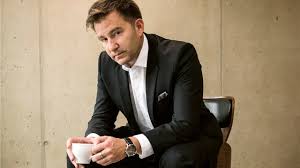 Browse the user profile and get inspired. Grosses Interview Sascha Ruefer Uber Seine Kommentator Rolle Ich Habe Den Kopf Geschuttelt Uber Mich Selbst