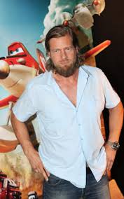 Henning baum kinder drei kindern. Henning Baum Im Interview Der Schauspieler Uber Den Neuen Film Planes 2 Womenweb De