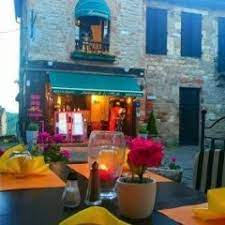Guest house is located in 720 m from the centre. Auberge De La Halle In Cordes Sur Ciel France From 125 Photos Reviews Zenhotels Com