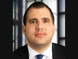 Nicolas Tomas's Instagram, Twitter & Facebook