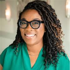 Mallory Barnhart's Instagram, Twitter & Facebook