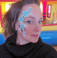 Are there any safe swimming spots near Kamloops with no swimmers itch?