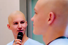 Das leben von leo, jonas, emma, alex, toni und hugo unterscheidet sich grundlegend von dem ihrer altersgenossen. Club Der Roten Bander Dreh Geht In Die Zielgrade Monheim Am Rhein