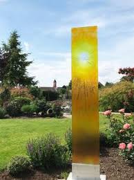 Blühende pflanzen gelten aber grundsätzlich als problematisch. 120 Glas Im Garten Ideen In 2021 Glaskunst Traumgarten Garten