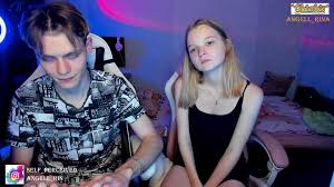 Angell_rina's dark-haired seduction in plain sight