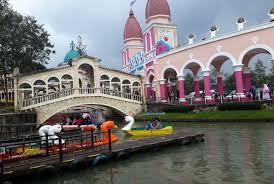 Harga tiket masuk little venice kota bunga. Cianjur Tutup Sementara Tempat Wisata Milik Pemerintah Republika Online