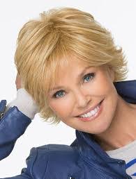 Beatrice Gore's Instagram, Twitter & Facebook