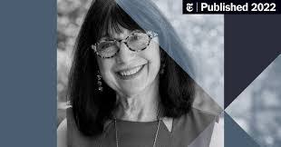 Carrie Bachman's Instagram, Twitter & Facebook