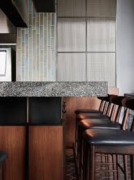 Home Decoration With Paper Craft Tipsforhomedecoration Interiordesigncoursesonline Interior Design Kitchen Lake House Interior Interior