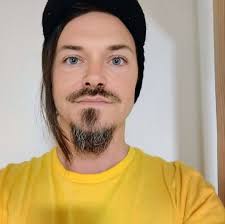 How to play fast without losing accuracy?