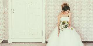 Wir sind mit ihr zum interview in der lychener straße verabredet. Anne Wolf Brautkleider Home Facebook