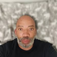 Rodney Harrell's Instagram, Twitter & Facebook