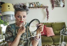 Známá je zejména pro diváky divadel. Galerie Novy Serial Tridni Schuzka Je Fikci Plnou Autentickych Zazitku Z Pandemie Foto 1 Reflex Cz