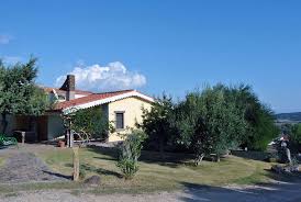 Trova autonomamente la soluzione più adeguata alle tue esigenze o richiedi il nostro supporto per orientarti tra le varie tipologie ed offerte disponibili. Case Vacanza Appartamenti Sardegna Del Sud