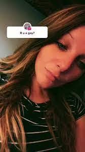 Lacey Hoyt's Instagram, Twitter & Facebook