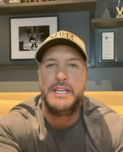 Country Music Star Luke Bryan Teaching His Son How to Drive Is Hysterical 😂 “He's 15 so he's doing the whole learner's permit nightmare." 👀 Check the comments for everything Luke had
