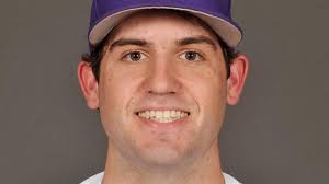 LSU finishes off sweep of Arkansas