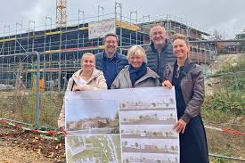 🏫 Fortschritte bei der Erweiterung der Regenbogenschule in Stolberg! 🌈 ➡️  Durch die steigenden Schülerinnen- und Schülerzahlen musste das Gebäude  dringend ausgebaut werden. In der für 130 förderbedürftige Kinder und  Jugendliche ausgerichteten