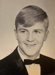 I JUST FOUND OUT THAT LARRY LAY PASSED AWAY. I THINK HE WAS IN THE CLASS OF  1971. PLEASE KEEP HIS FAMILY IN YOUR PRAYERS. CV